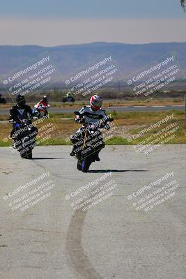 media/Mar-27-2022-Lets Ride (Sun) [[8affb282f8]]/Around the Pits/
